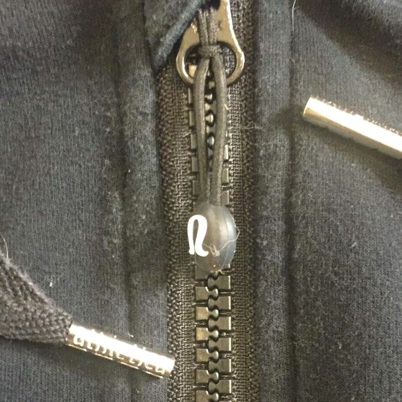 Lululemon Rare and Unique Hooded Jacket - Picture 6 of 9